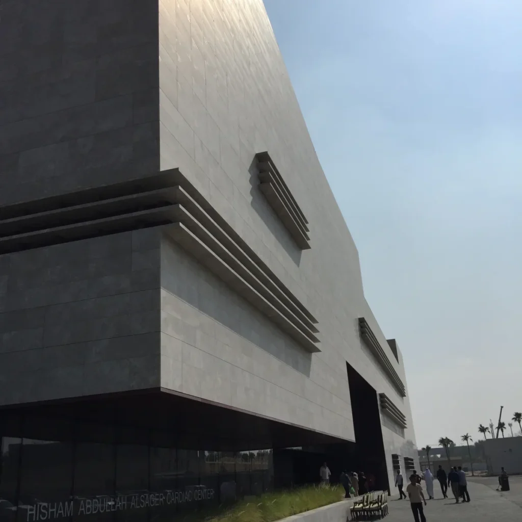 Al Sager Cardic Hospital – Omani Stone