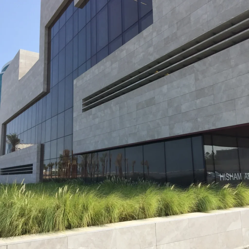 Al Sager Cardic Hospital – Omani Stone