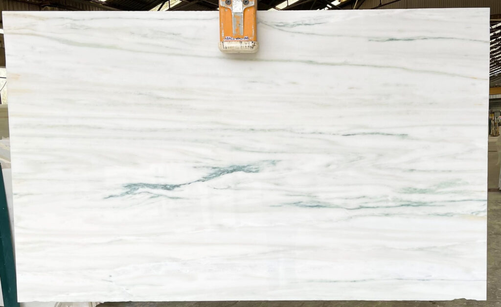 PENTELIKON WHITE SLABS 2CM POLISH