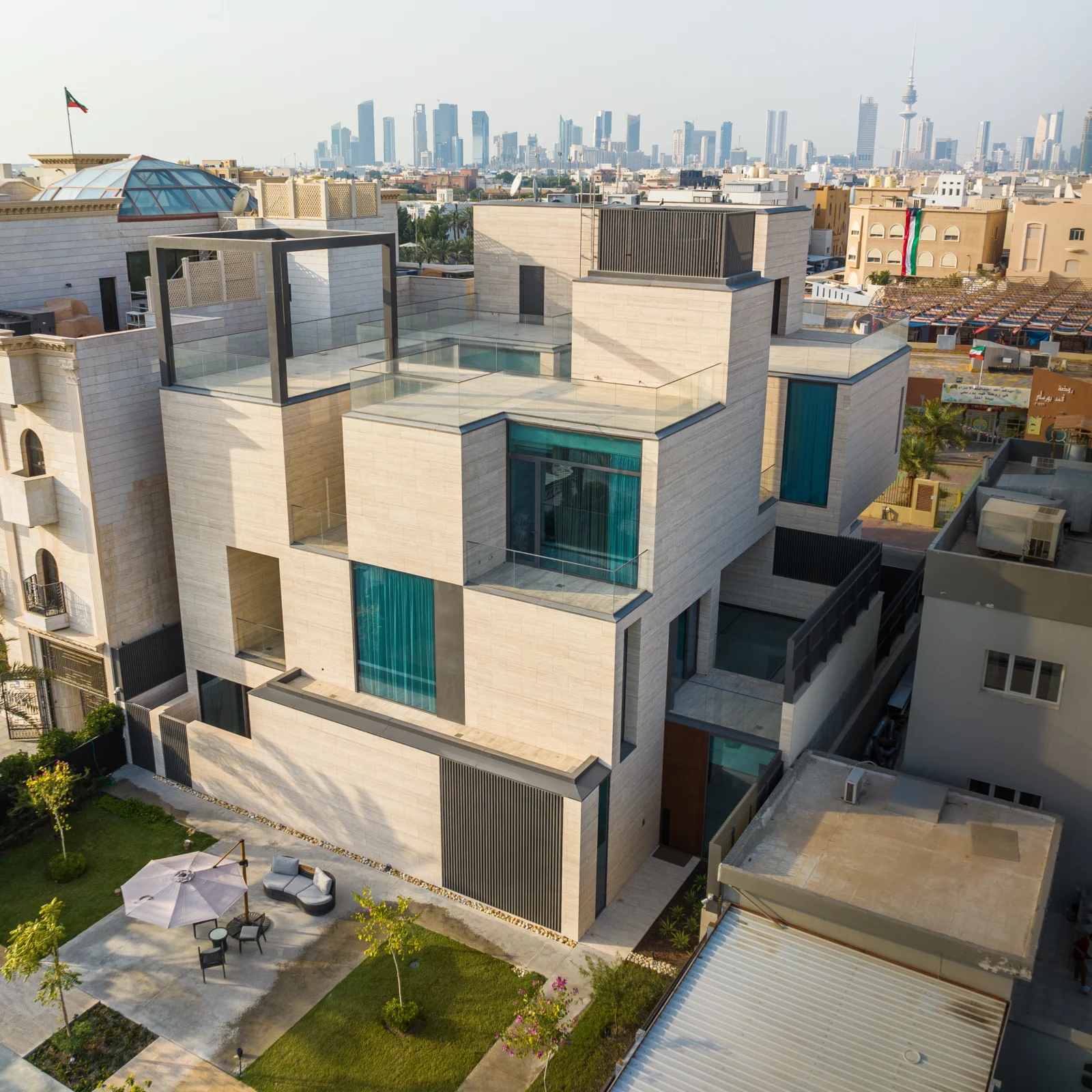 Tarvertine Residence
