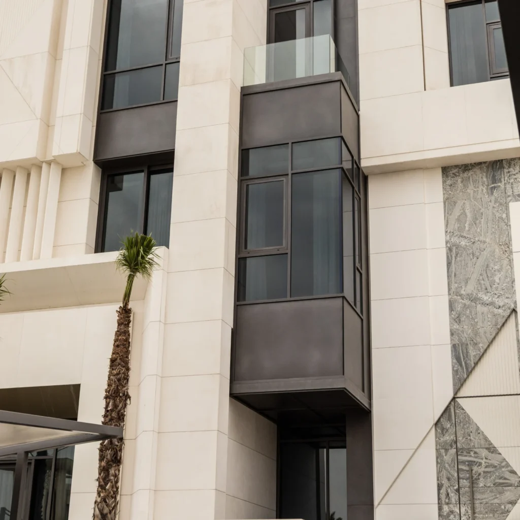 Limra and Monte Grey Residence