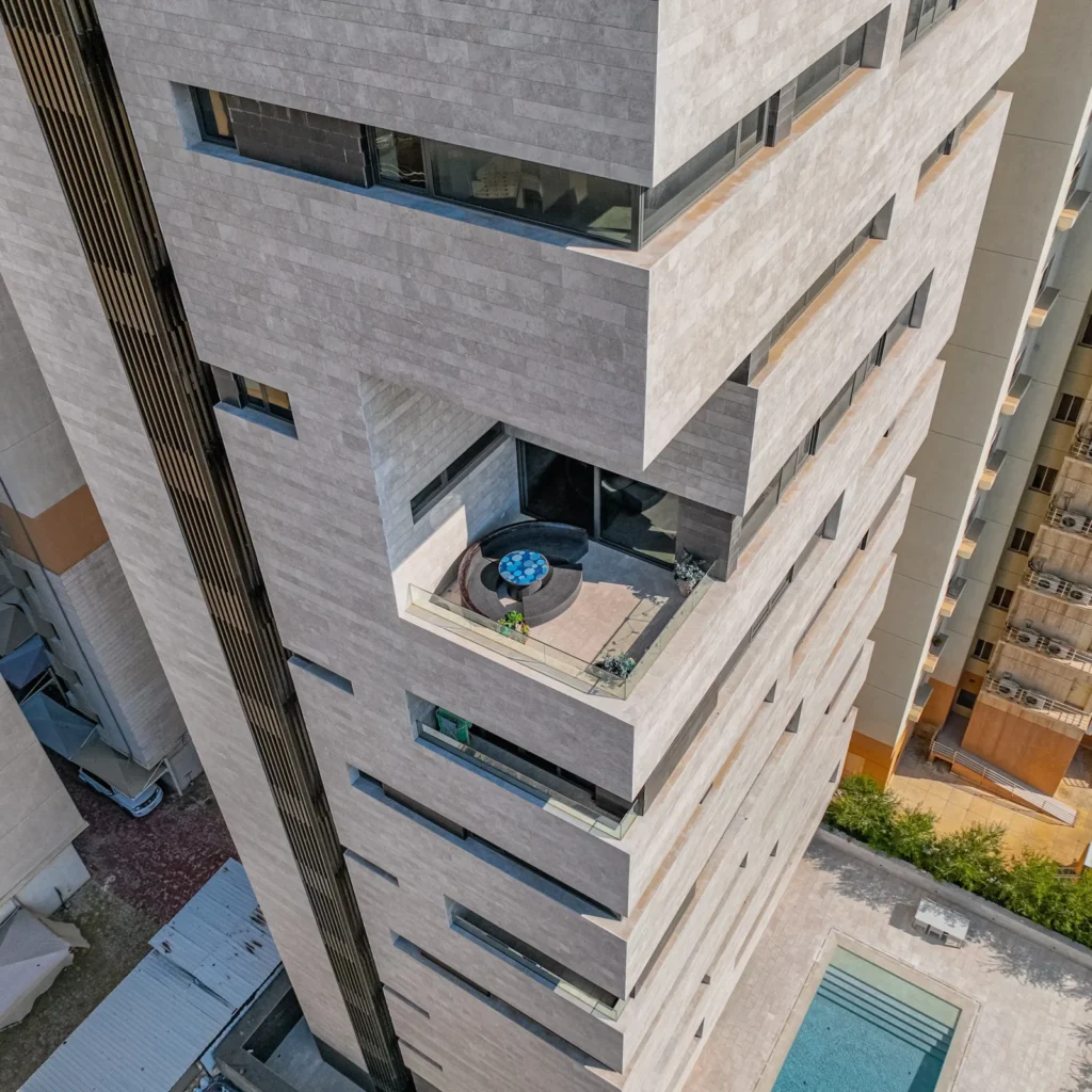 AMS TOWER – OMANI STONE