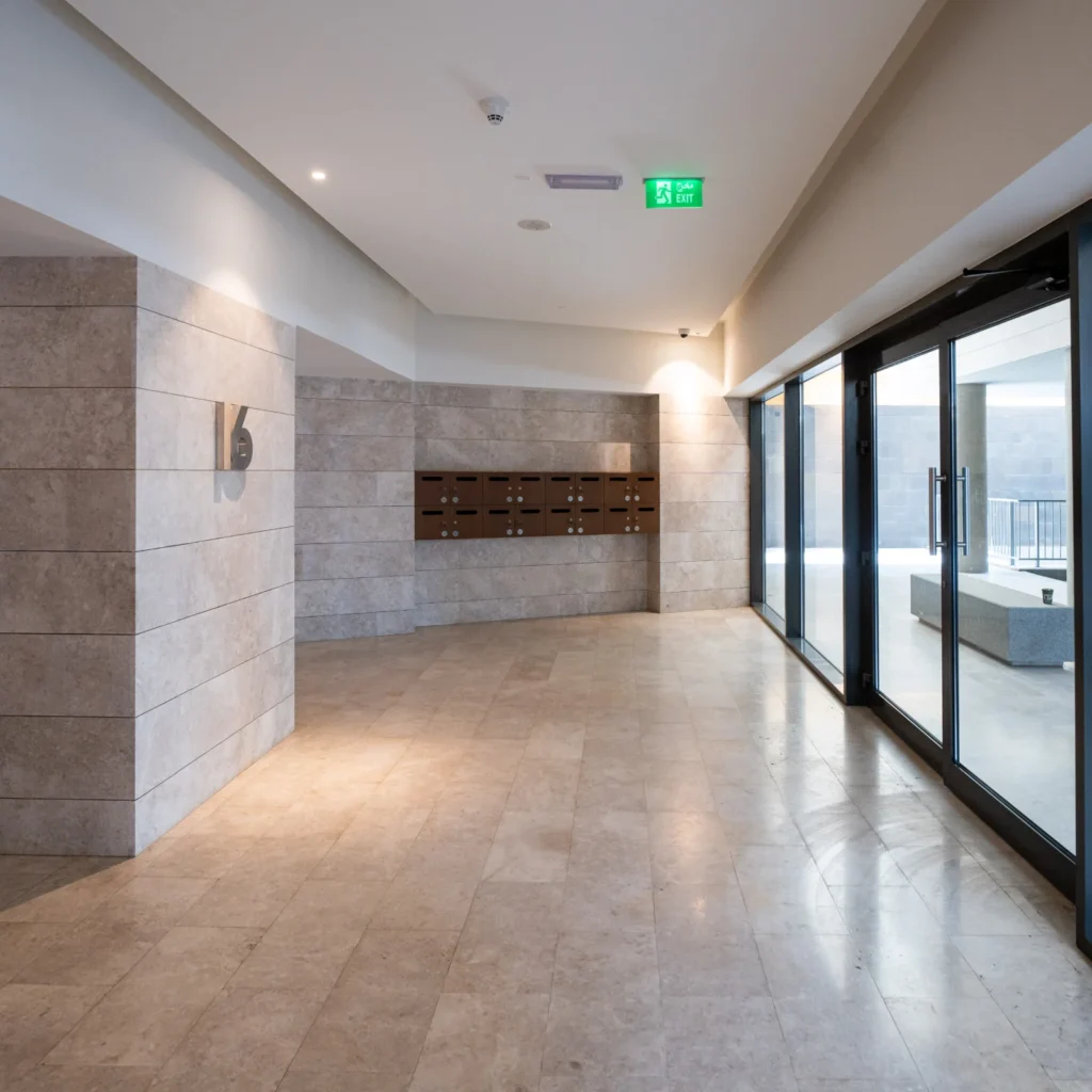 AMS TOWER – OMANI STONE