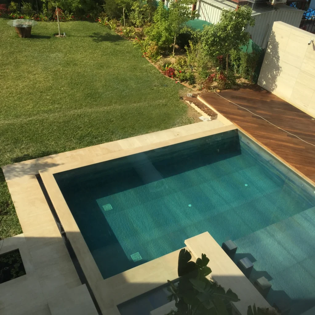 Travertine Residence