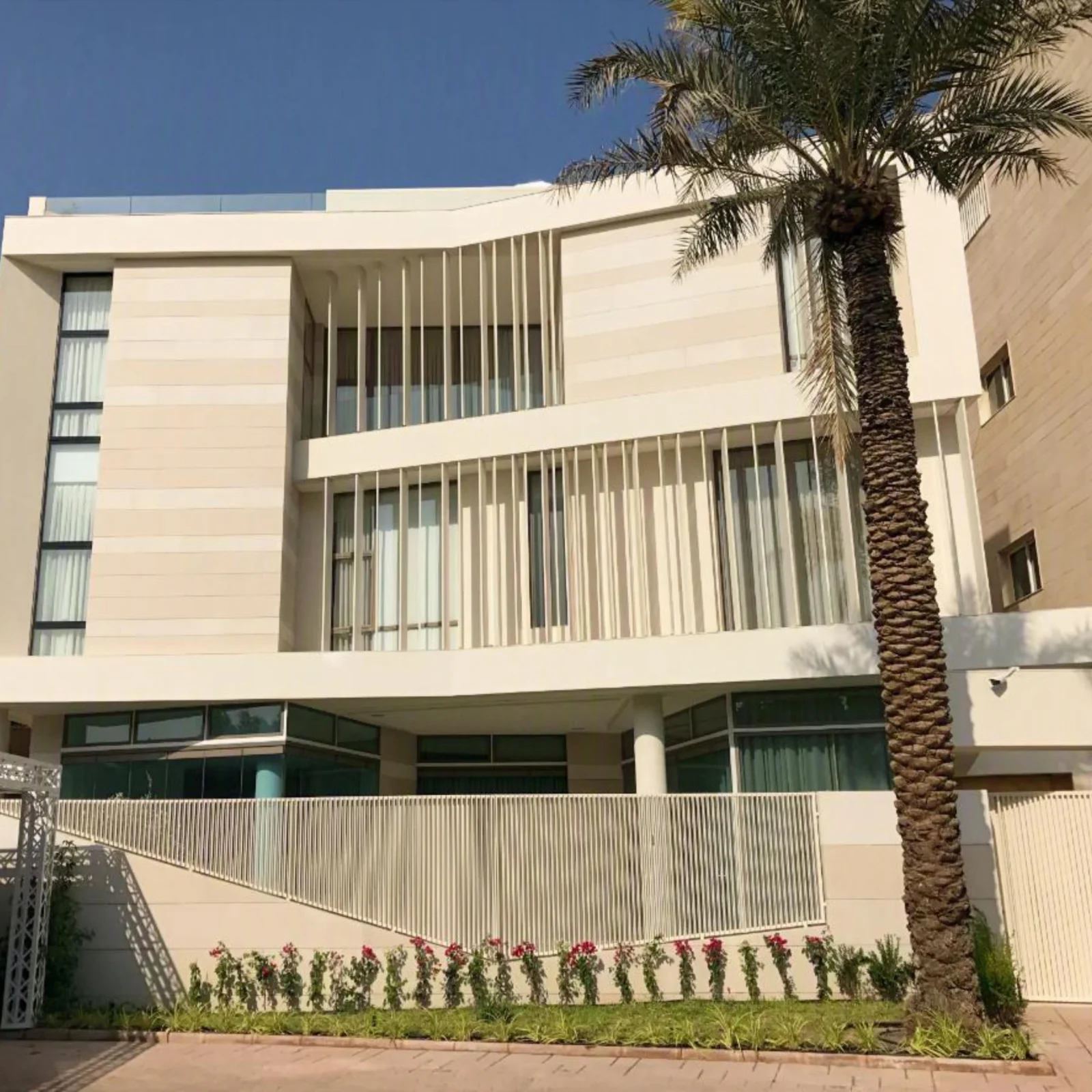 Tasta Stone Residence