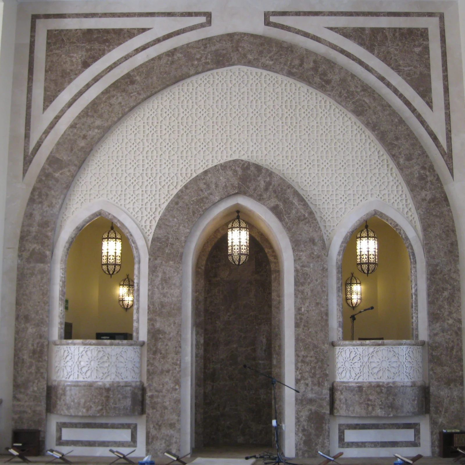 Al Yaqout Mosque