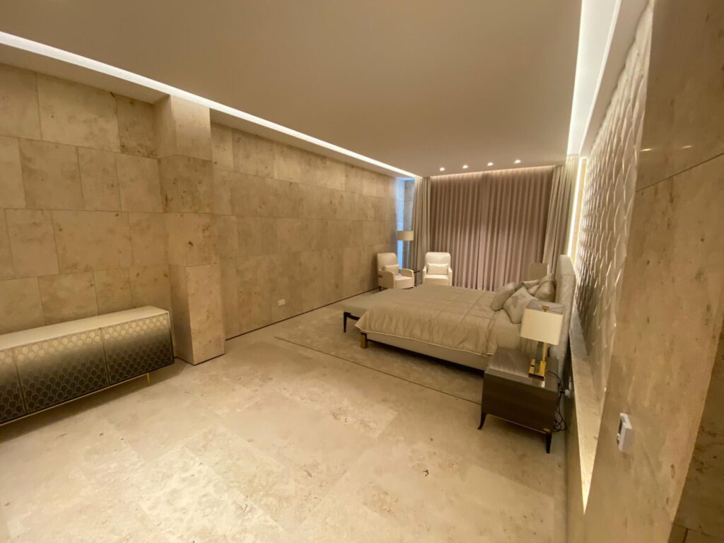 Flooring & Walls