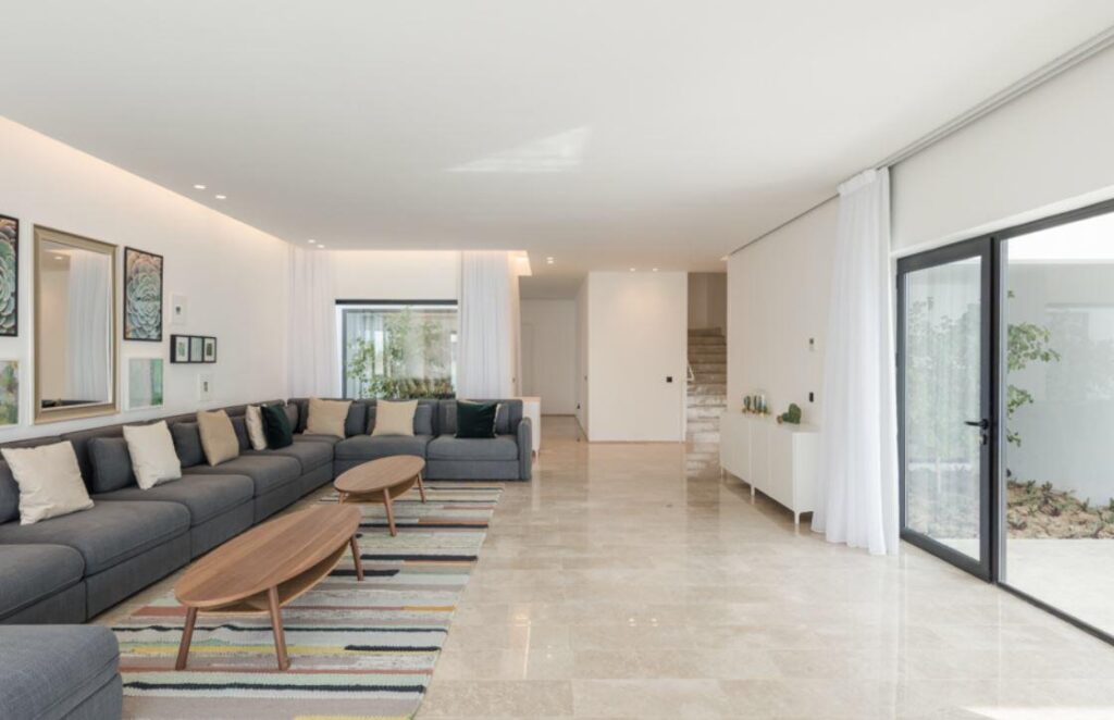 Flooring & Walls