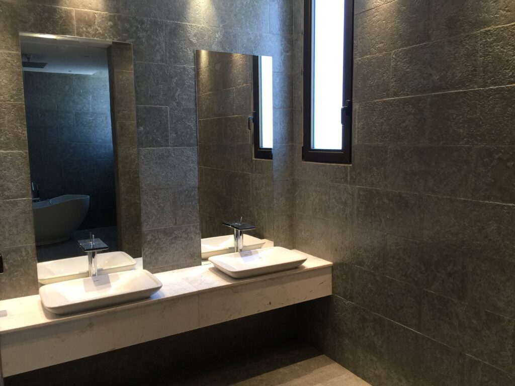 Countertops & Sinks