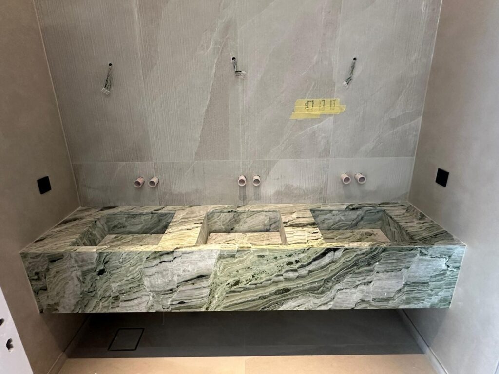 Countertops & Sinks