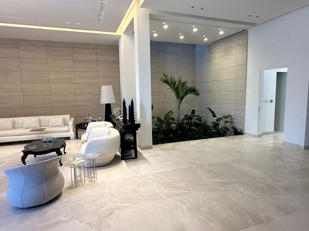 Flooring & Walls